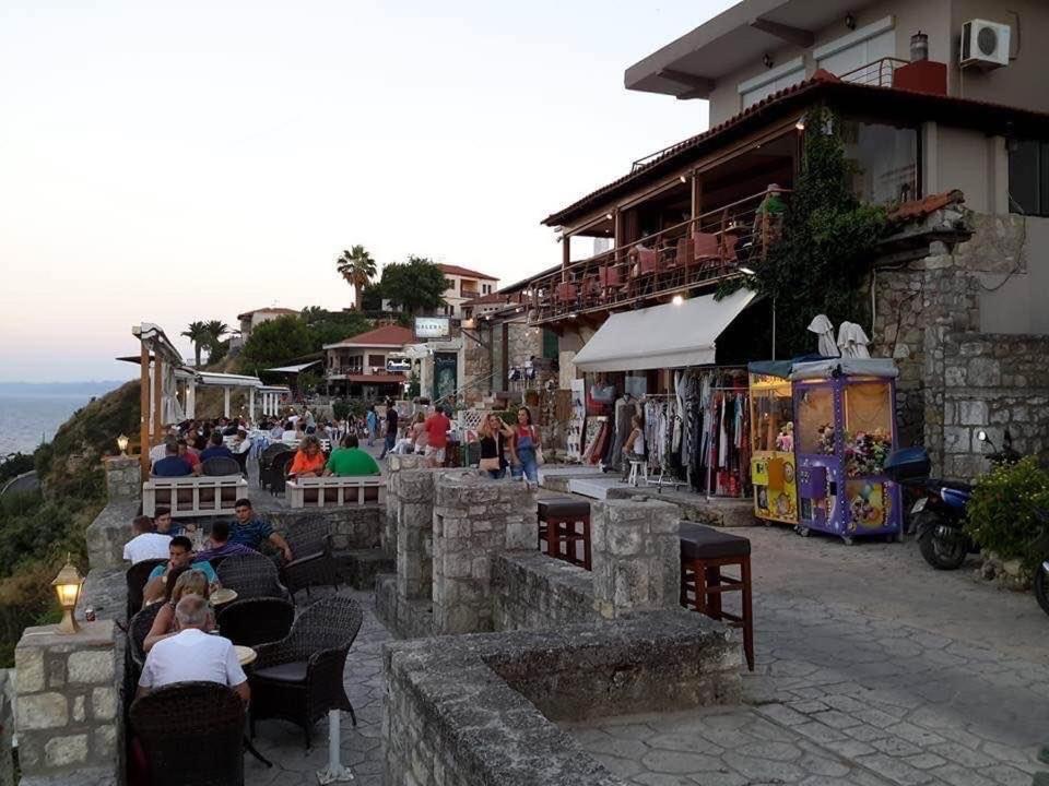 Villa Evita , Penthouse, 53M2 ,Athytos 450M From The Beach Afytos Buitenkant foto